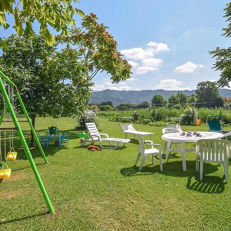 In * Capezzano Pianore