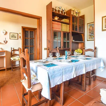 3 Bedroom Awesome In Apartment