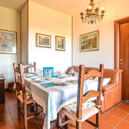 3 Bedroom Awesome In Apartment